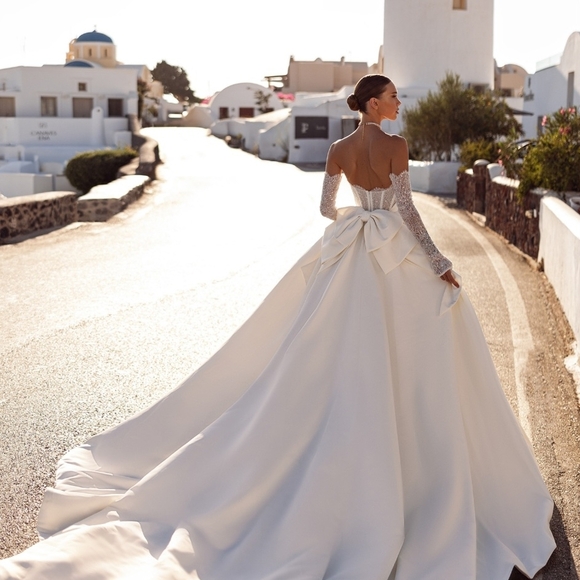 Strapless White Lace-Trim Corset Wedding Dress - Picture 3 of 5